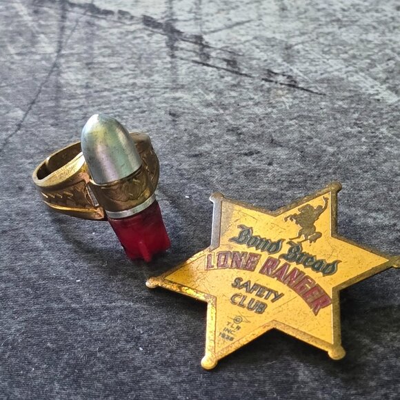 Vintage 1940s Lone Ranger Atomic Bomb Ring 1938 Bond Bread Safety Club Badge Kix - Picture 3 of 16